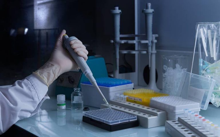 آزمایشگاه دکتر رفیعی اهواز